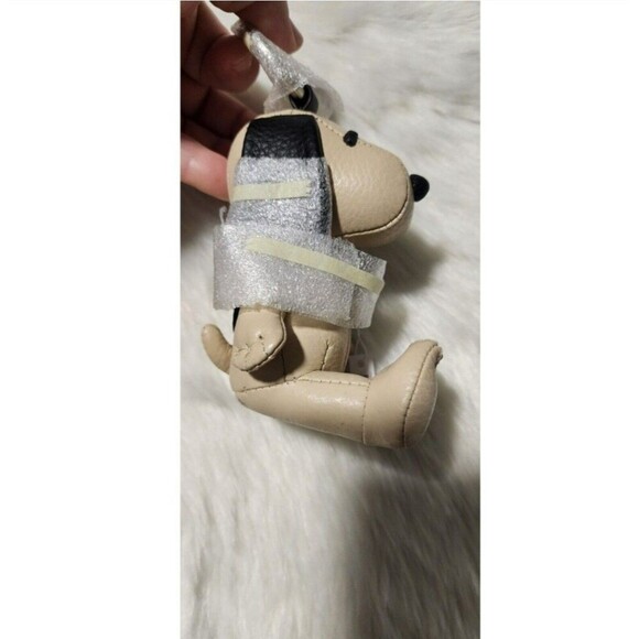 COACH X PEANUTS SNOOPY Collectible Bag Charm Signature Canvas Ivory White NWT - Picture 5 of 7